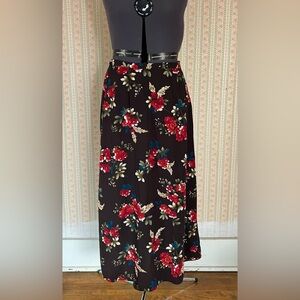 Kathie Lee Collection Black & Red Floral Skirt - Size 8